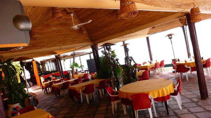 Hotel De La Poste Saint-Louis Ngoại thất bức ảnh