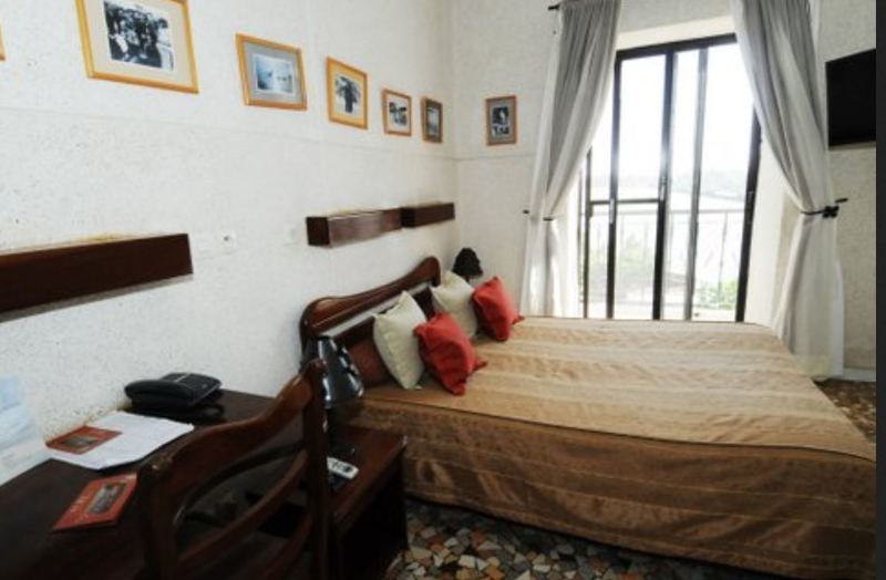Hotel De La Poste Saint-Louis Ngoại thất bức ảnh