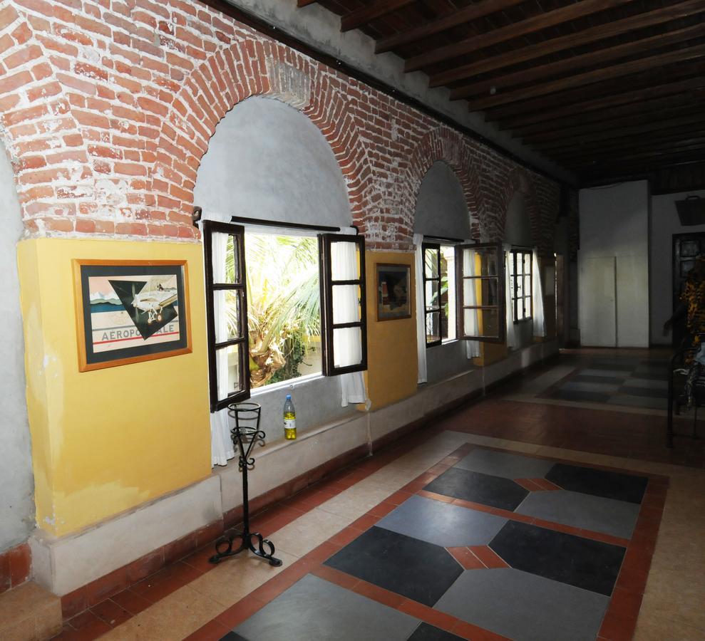 Hotel De La Poste Saint-Louis Ngoại thất bức ảnh